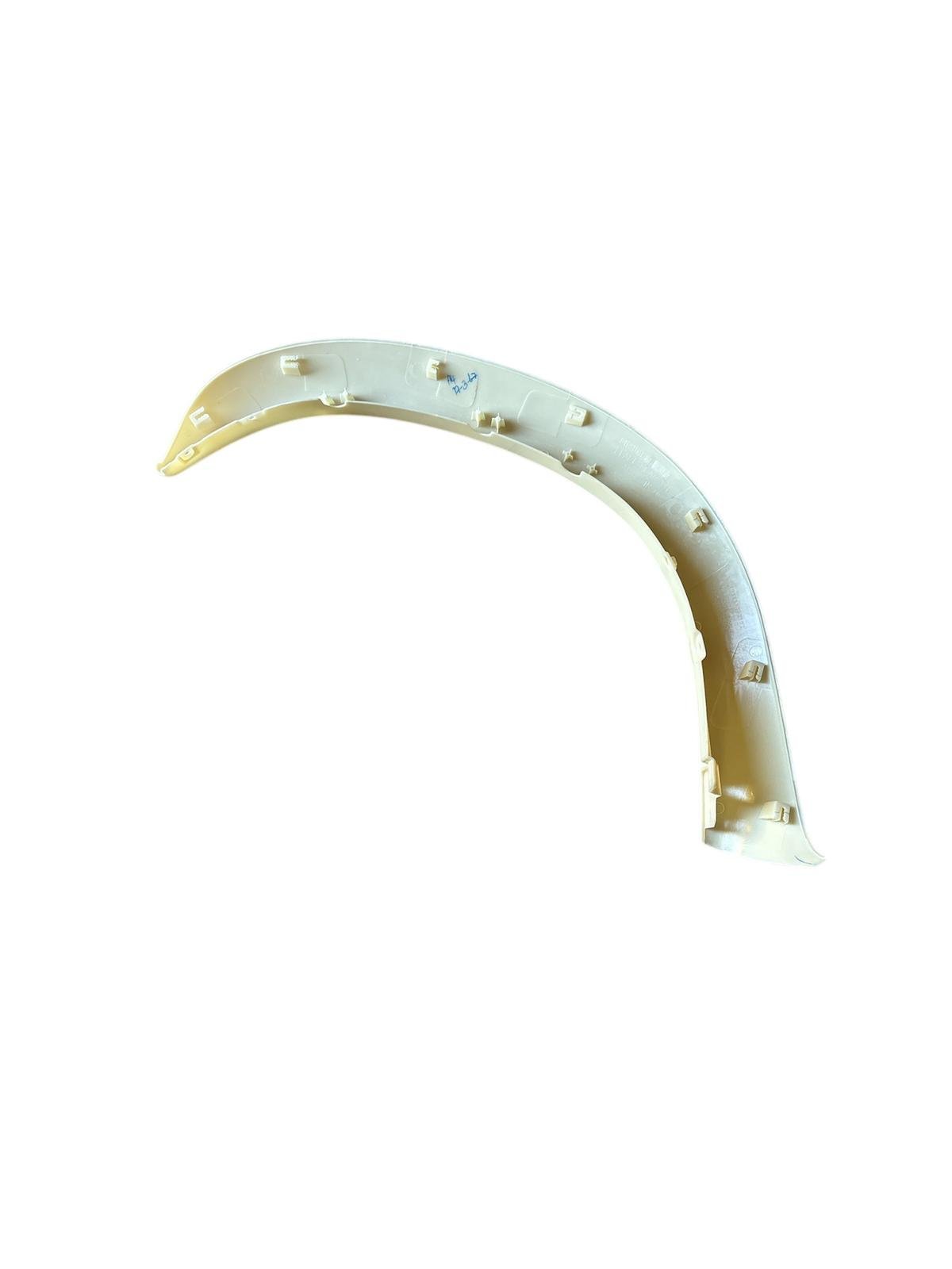 BORDO PARAFANGO POSTERIORE DESTRO MITSUBISHI L200 DAL 1997 AL 2006 - Autoricambi4x4