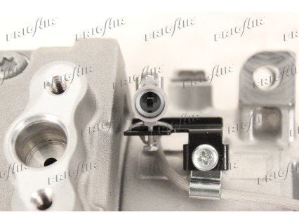 COMPRESSORE ARIA CONDIZIONATA ZEXEL 7G 110mm SUZUKI GRAN VITARA 1.9 DDIS DAL 2005 - Autoricambi4x4