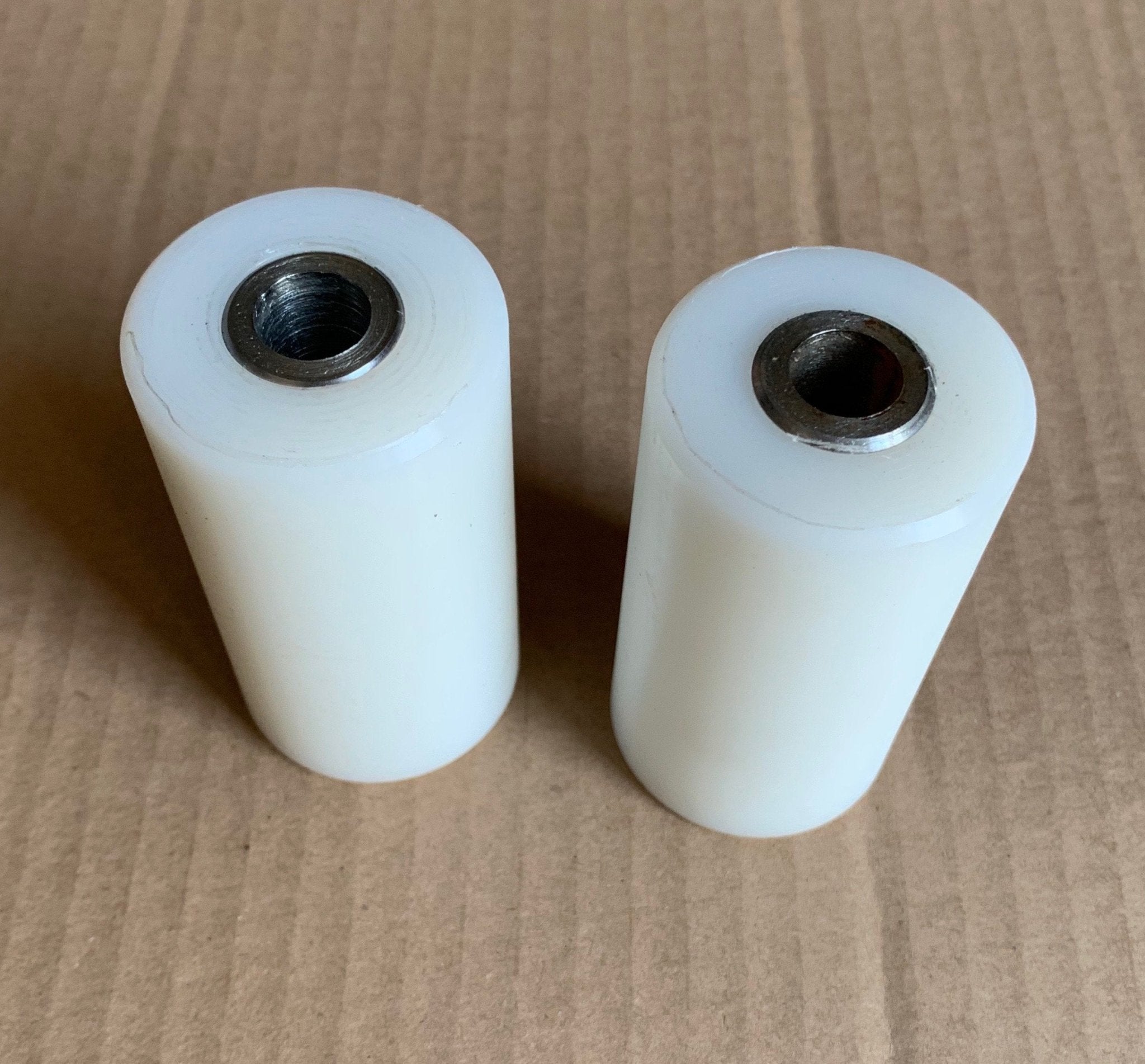 COPPIA BALESTRE POSTERIORI +5cm FIAT PANDA 141 (complete di boccole e gommine) - Autoricambi4x4