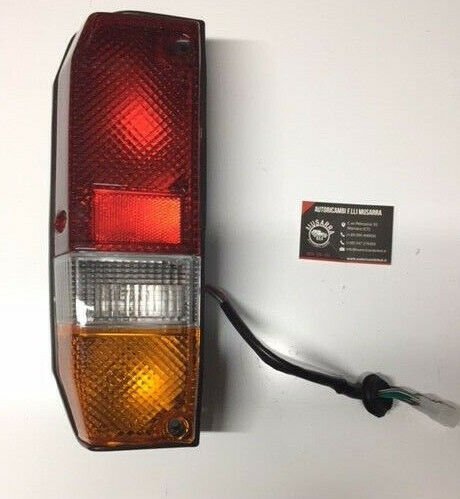 COPPIA FANALI POSTERIORI TOYOTA LAND CRUISER LJ70/ KZJ70 - Autoricambi4x4