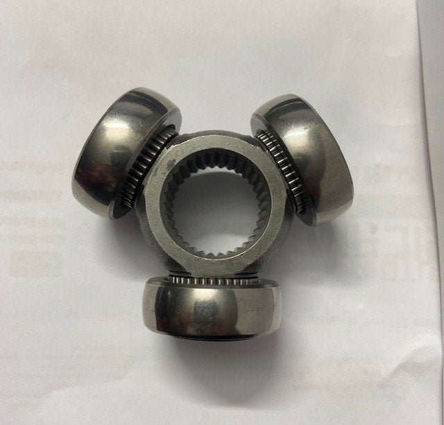 CROCIERA TRIPOIDE NISSAN TERRANO / LAND ROVER FREELANDER / FORD FOCUS 24X37,10X12,30 NUMERO DENTI 32 - Autoricambi4x4