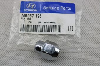 DADO RUOTA MITSUBISHI PAJERO/ L200 (ORIGINALE) - Autoricambi4x4