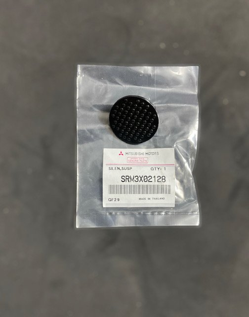 GOMMINO SILENZIAMENTO BALESTRA MITSUBISHI L200 - PAJERO (Compatibile Con Nissan) ORIGINALE - Autoricambi4x4