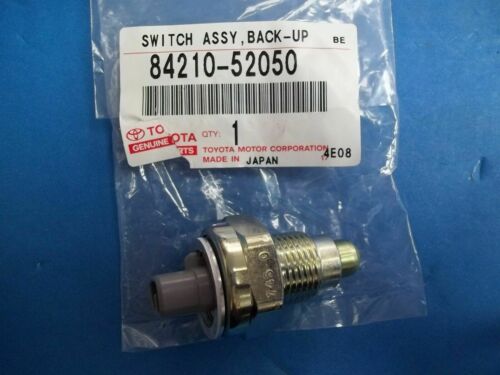 Interruttore/Sensore Retromarcia Toyota KZJ90 - KDJ120/125 (Originale) - Autoricambi4x4