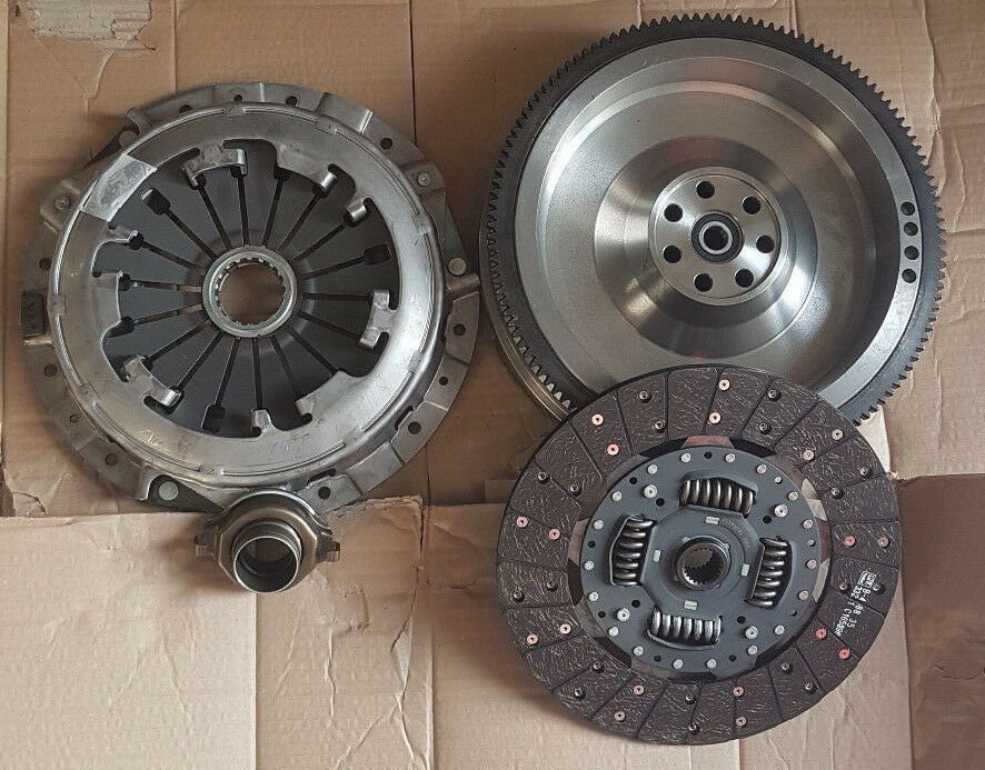 KIT FRIZIONE + VOLANO MONOMASSA MITSUBISHI PAJERO 3.200 (KIT 4 PEZZI) - Autoricambi4x4