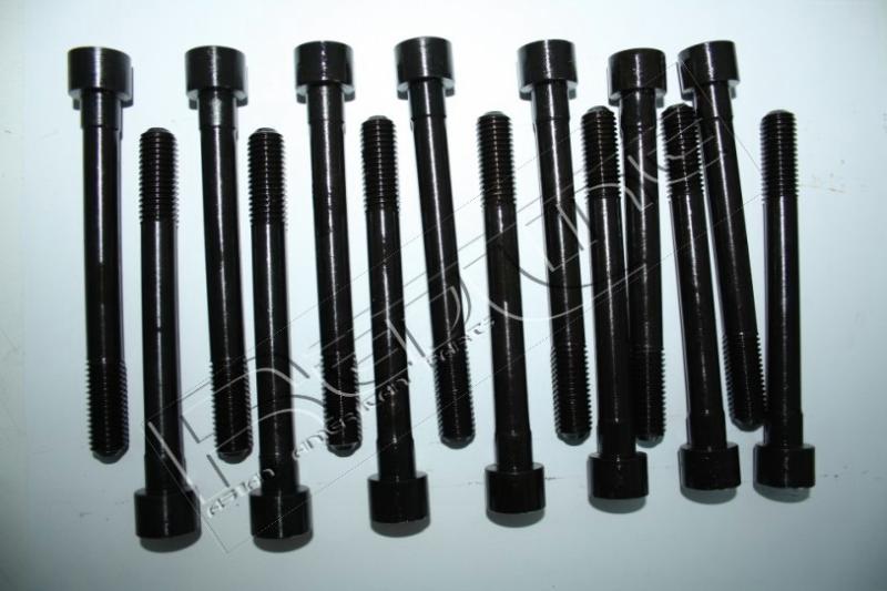 KIT TESTATA MOTORE NUDA/ SERIE GUARNIZIONI SMERIGLIO/ GUARNIZIONE TESTATA NON ORIGINALE/ BULLONI TESTATA NISSAN PATROL GR Y60 2.8 - Autoricambi4x4