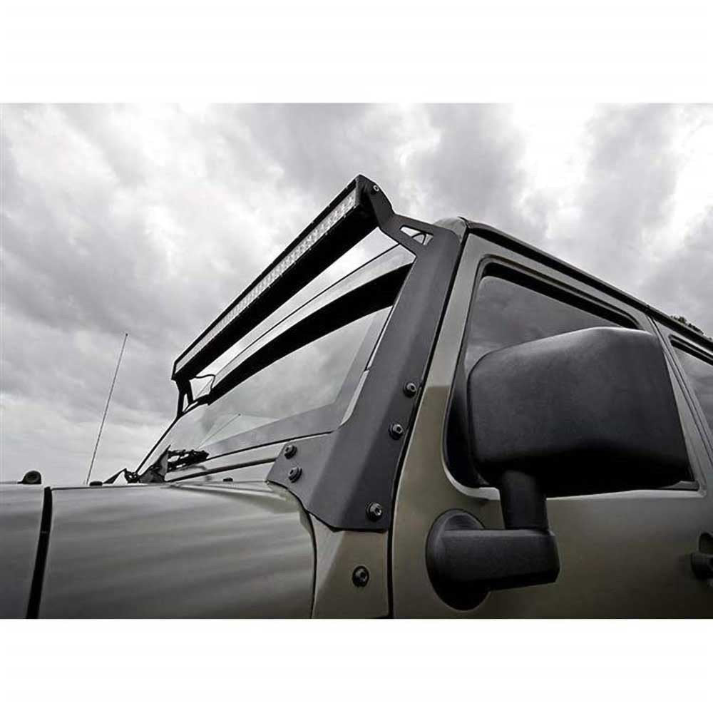 Montaggio barra luminosa LED dritta parabrezza superiore 50" Rough Country - Autoricambi4x4