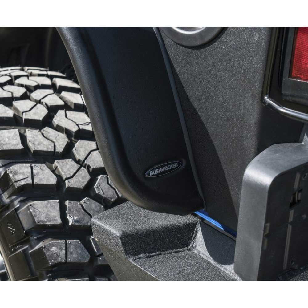 Parafanghi anteriori e posteriori a copertura standard Bushwacker Flat Style - Autoricambi4x4