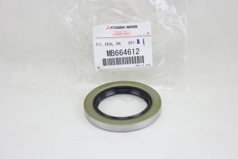 PARAOLIO CUSCINETTO POSTERIORE ESTERNO MITSUBISHI PAJERO 2° SERIE/ L200 (ORIGINALE) - Autoricambi4x4