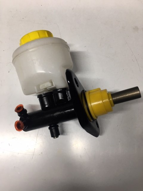 POMPA FRENO NISSAN TERRANO II COMPLETA DI VASCHETTA - Autoricambi4x4