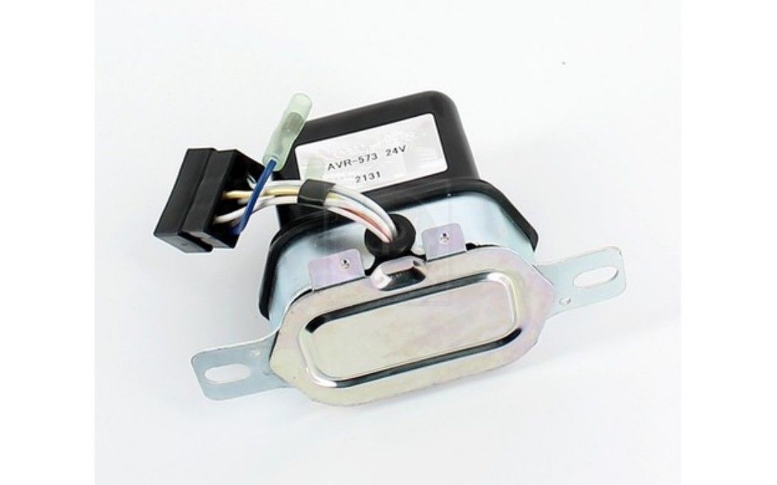 REGOLATORE ALTERNATORE TOYOTA LAND CRUISER BJ42 3.0 D/ HJ45 3.6 D (24V) - Autoricambi4x4