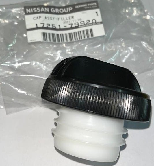 TAPPO SERBATOIO CARBURANTE NISSAN (ORIGINALE) - Autoricambi4x4