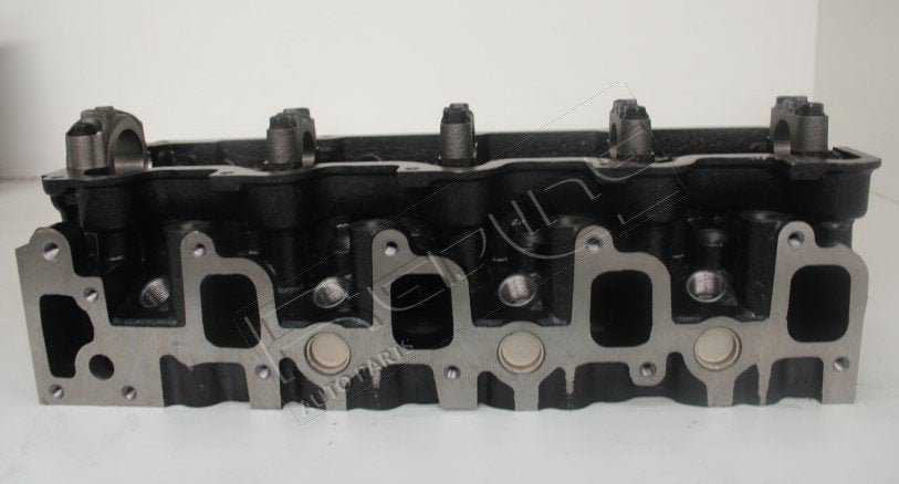 TESTATA MOTORE NUDA TOYOTA LAND CRUISER LJ70 II/ HILUX/ 4 RUNNER 2.5 TD Con scanalatura per l'olio (5 SUPPORTI) - Autoricambi4x4