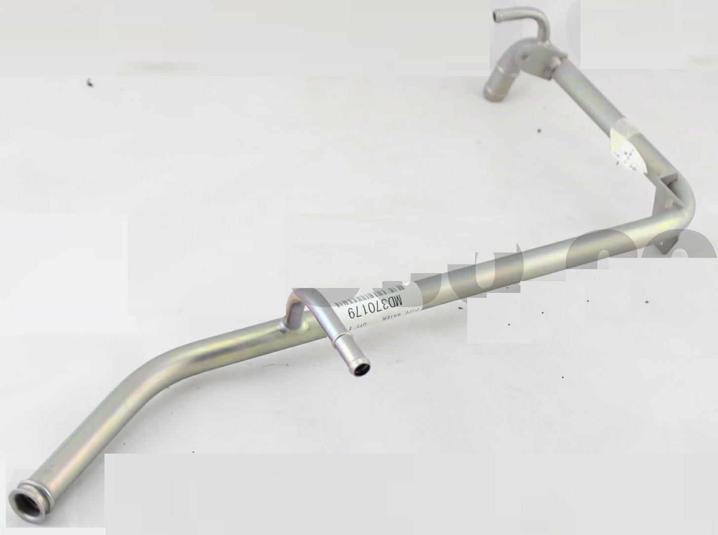 TUBO ACQUA/ TUBO BY - PASS POMPA ACQUA MITSUBISHI (ORIGINALE) - Autoricambi4x4