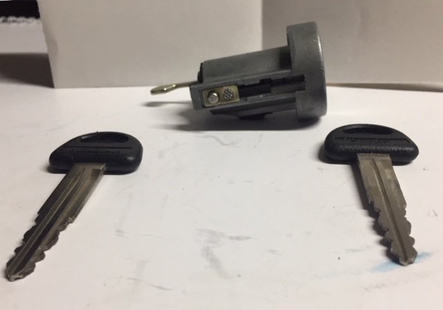 CILINDRO QUADRO + CHIAVE / BLOCCHETTO AVVIAMENTO MITSUBISHI - Autoricambi4x4