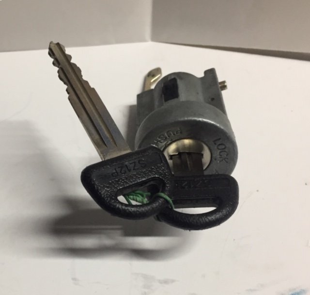 CILINDRO QUADRO + CHIAVE / BLOCCHETTO AVVIAMENTO MITSUBISHI - Autoricambi4x4