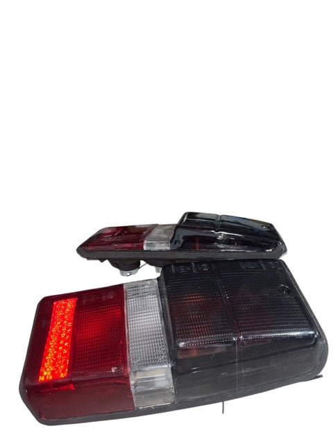 COPPIA FANALI POSTERIORI NISSAN PATROL TR 2.8 - Autoricambi4x4