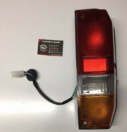 COPPIA FANALI POSTERIORI TOYOTA LAND CRUISER LJ70/ KZJ70 - Autoricambi4x4