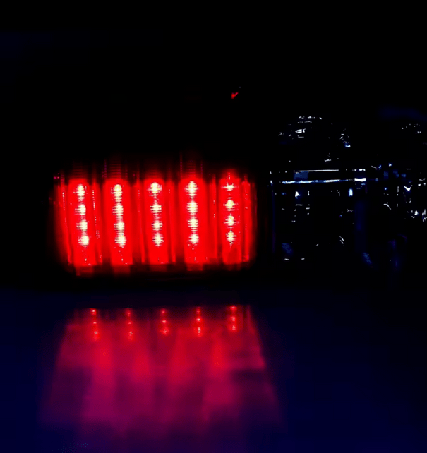 COPPIA FANALI POSTERIORI TOYOTA LAND CRUISER LJ70/ KZJ70/ BJ - Autoricambi4x4