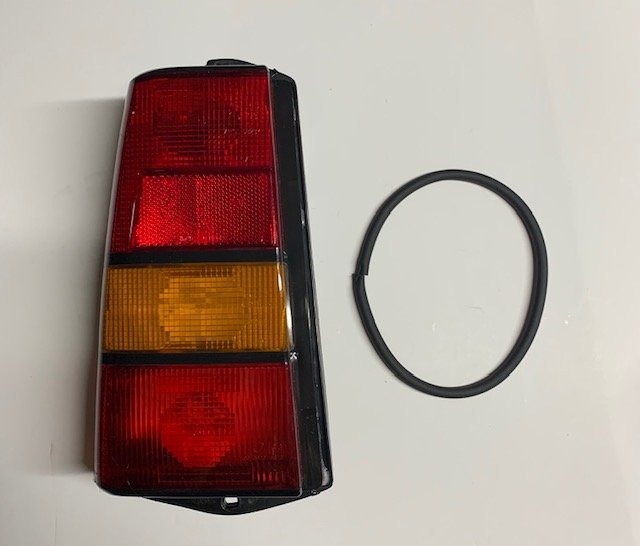 COPPIA FANALI/FANALINI/STOP POSTERIORI DESTRO - SINISTRO FIAT PANDA (141_) DAL 1986 AL 2003 - Autoricambi4x4