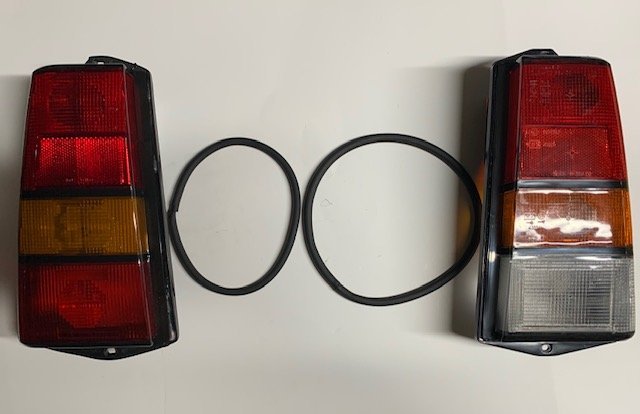 COPPIA FANALI/FANALINI/STOP POSTERIORI DESTRO - SINISTRO FIAT PANDA (141_) DAL 1986 AL 2003 - Autoricambi4x4