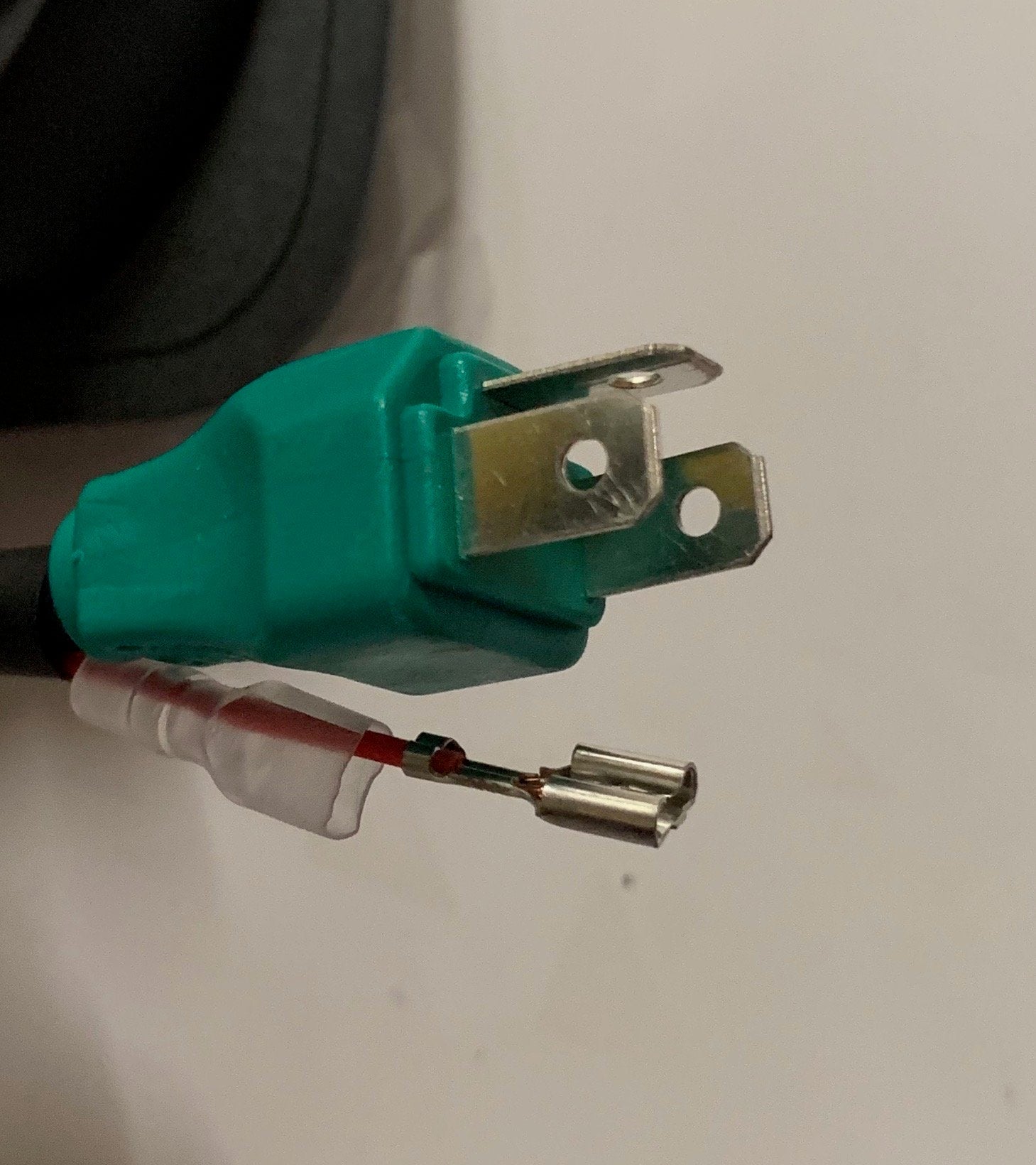 COPPIA FARI FULL LED 105W RETTANGOLARI PER FUORISTRADA NISSAN - MITSUBISHI - JEEP - TOYOTA - LAND ROVER - SUZUKI - Autoricambi4x4