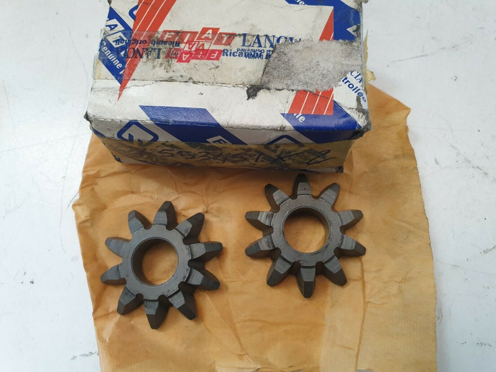 COPPIA SATELLITI INGRANAGGI DIFFERENZIALE FIAT PANDA 4X4 (ORIGINALE) - Autoricambi4x4