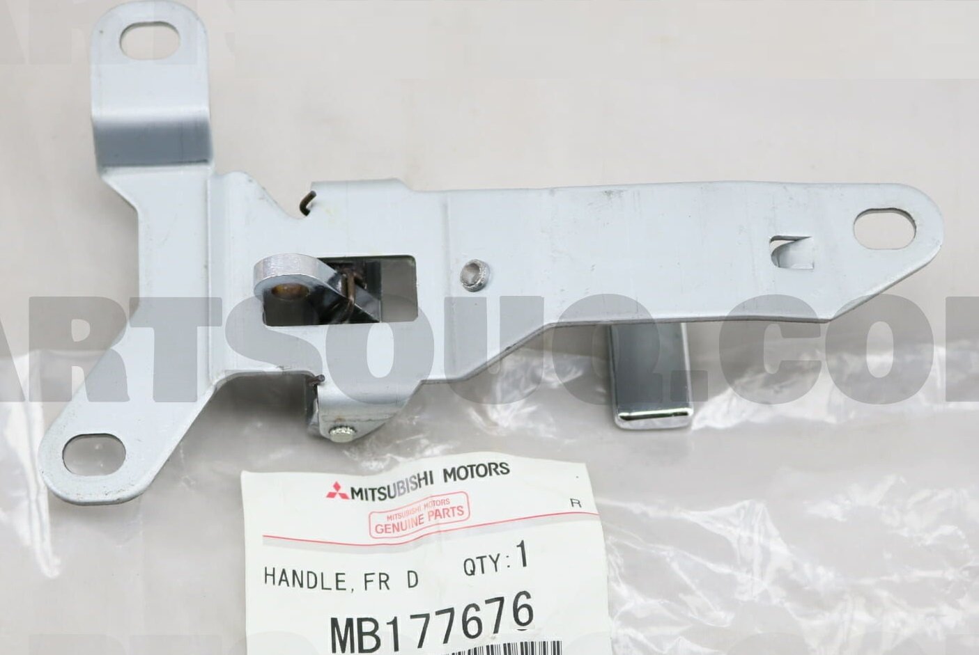 MANIGLIA INTERNA DESTRA MITSUBISHI PAJERO I° SERIE (ORIGINALE) - Autoricambi4x4