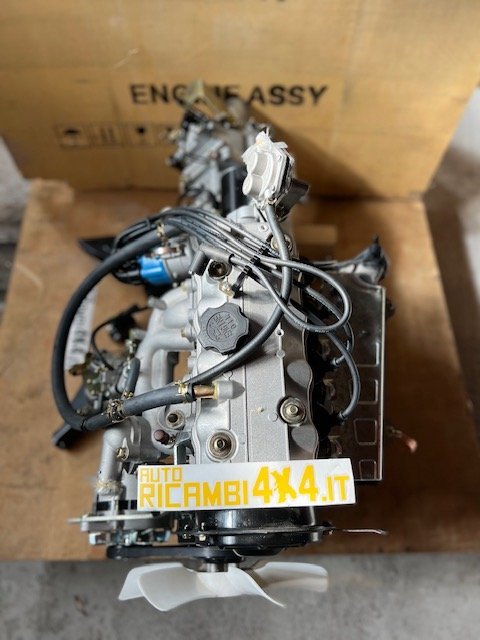 MOTORE COMPLETO CON CAMBIO PIAGGIO PORTER (F10A) (MODELLO A CARBURATORE) - Autoricambi4x4