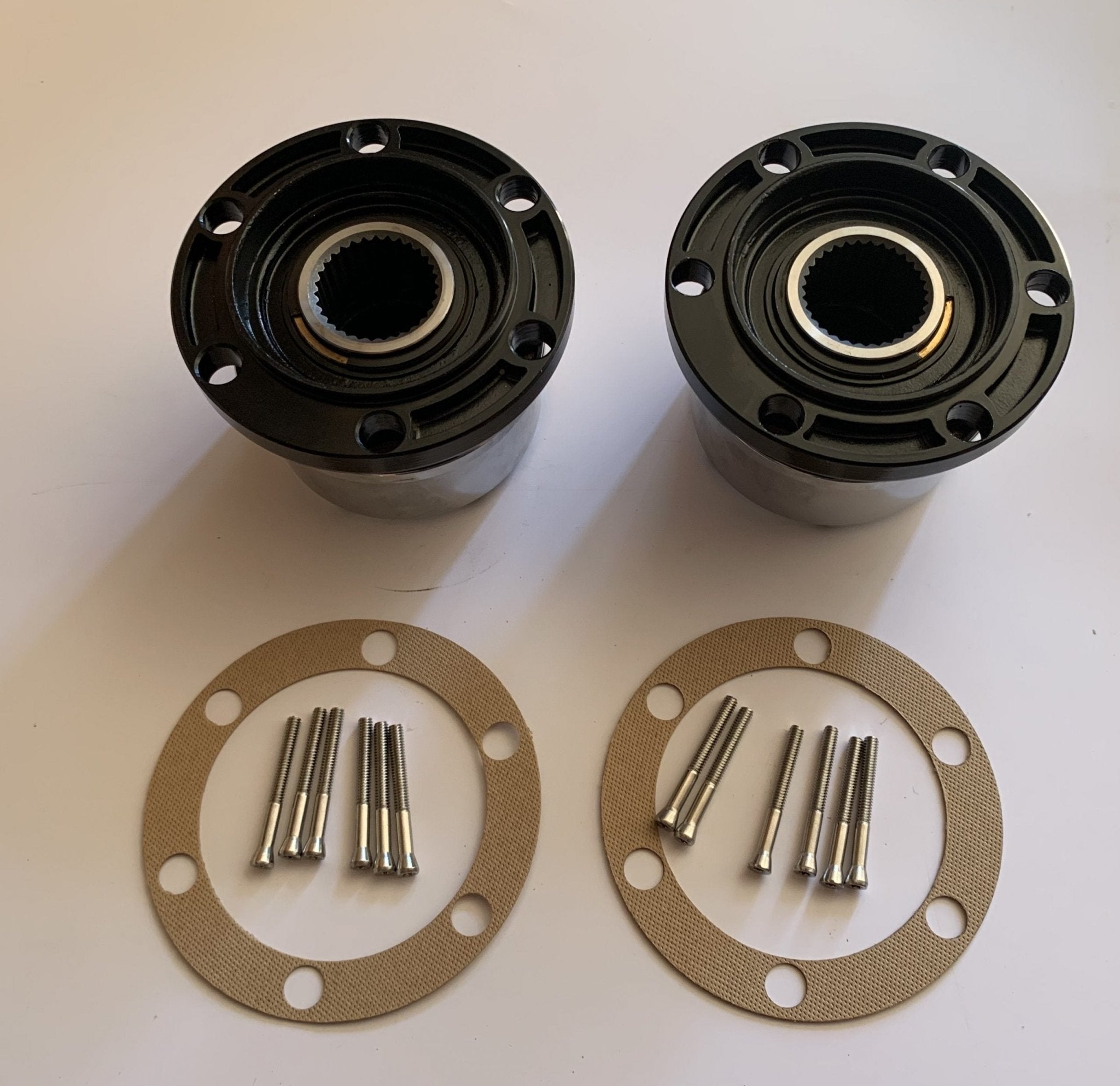 MOZZI RUOTA LIBERA TOYOTA LAND CRUISER BJ40 6 CAVE RINFORZATI (4MX) - Autoricambi4x4