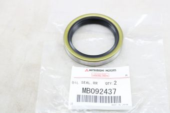 PARAOLIO SEMIASSE POSTERIORE ESTERNO MITSUBISHI PAJERO 1° E 2° SERIE/ L200 (ORIGINALE) - Autoricambi4x4