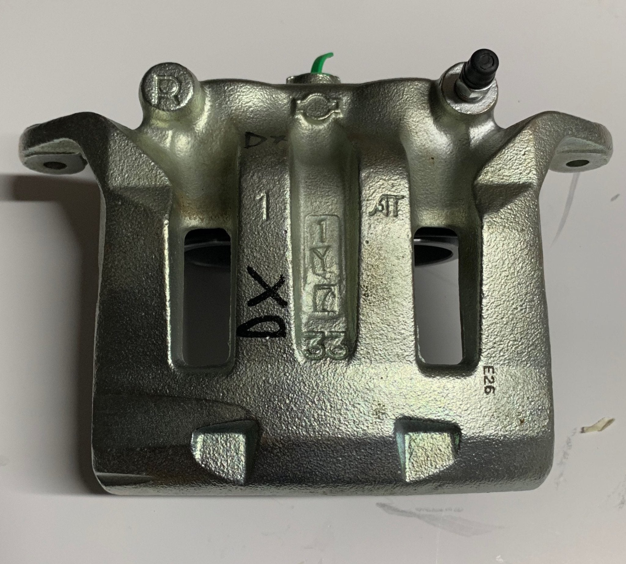 PINZA FRENO ANTERIORE DESTRO NISSAN NAVARA (D22)/ KING KAB (D22) - Autoricambi4x4