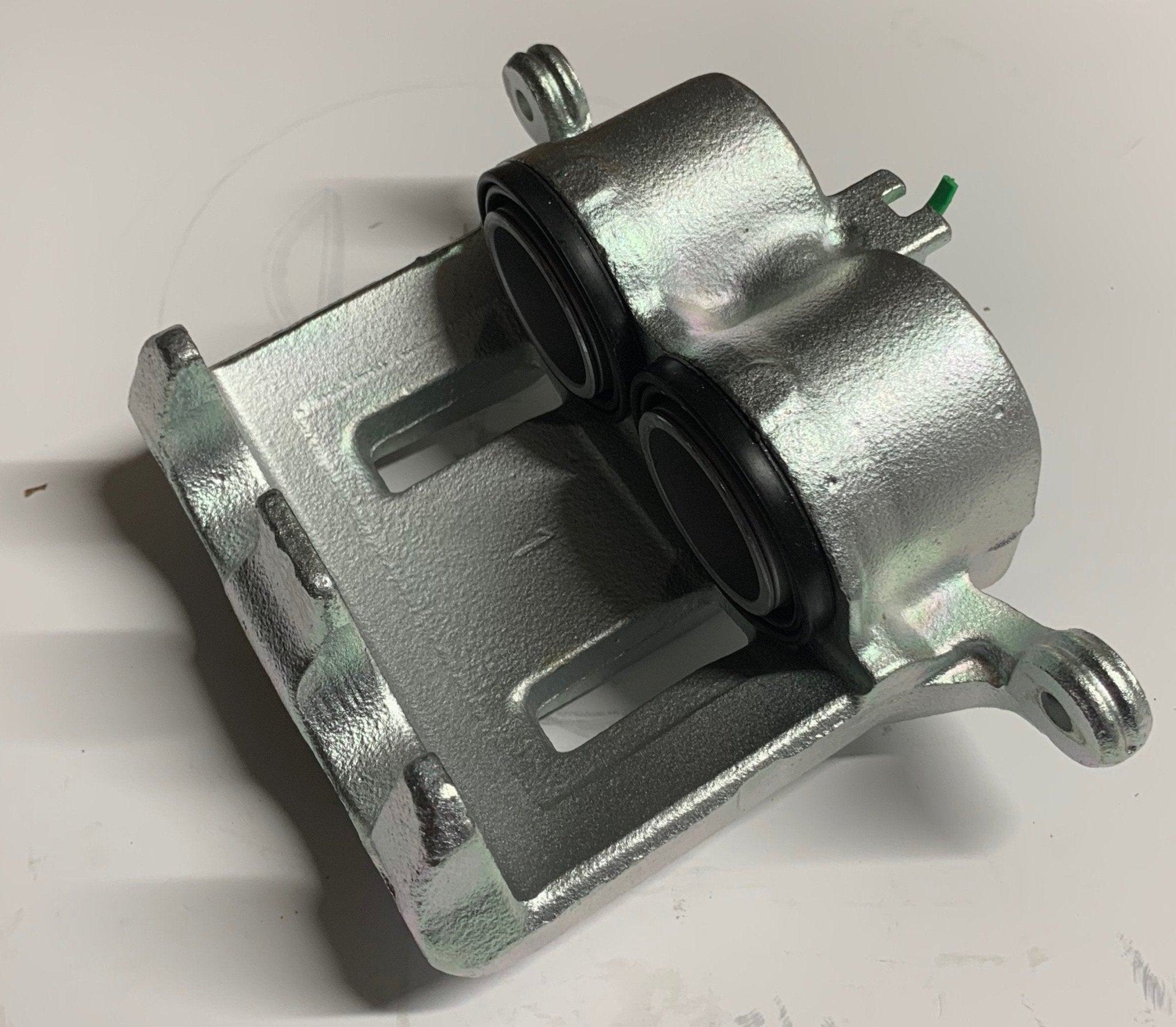 PINZA FRENO ANTERIORE SINISTRO NISSAN NAVARA (D22)/ KING KAB (D22) - Autoricambi4x4