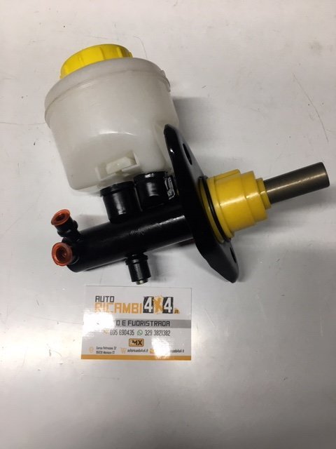 POMPA FRENO NISSAN TERRANO II COMPLETA DI VASCHETTA - Autoricambi4x4