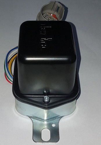 REGOLATORE ALTERNATORE TOYOTA HILUX (CON ATTACCO ROTONDO) - Autoricambi4x4