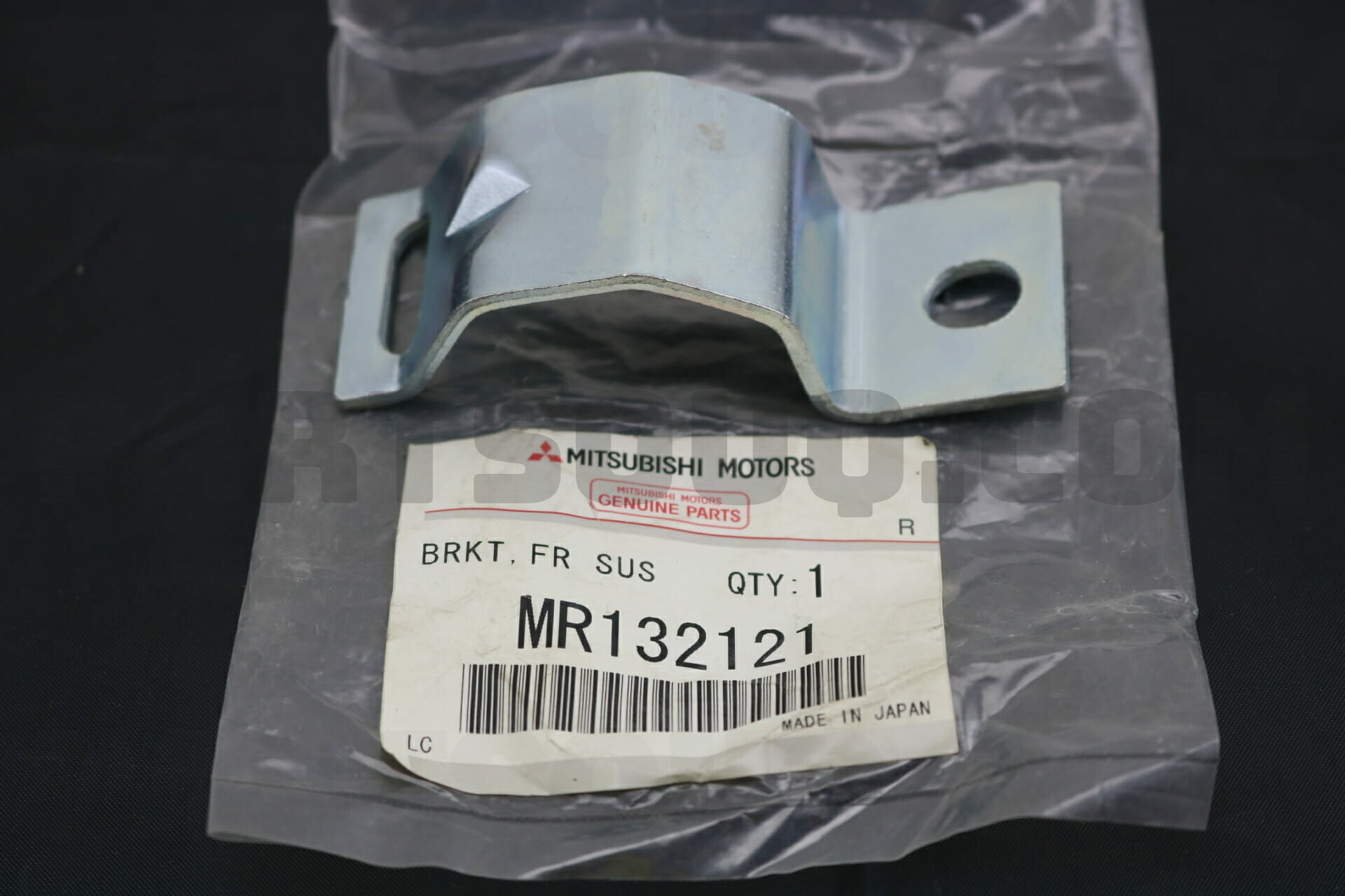 STAFFA/ SUPPORTO BARRA STABILIZZATRICE ANTERIORE MITSUBISHI PAJERO - L200 (ORIGINALE) - Autoricambi4x4