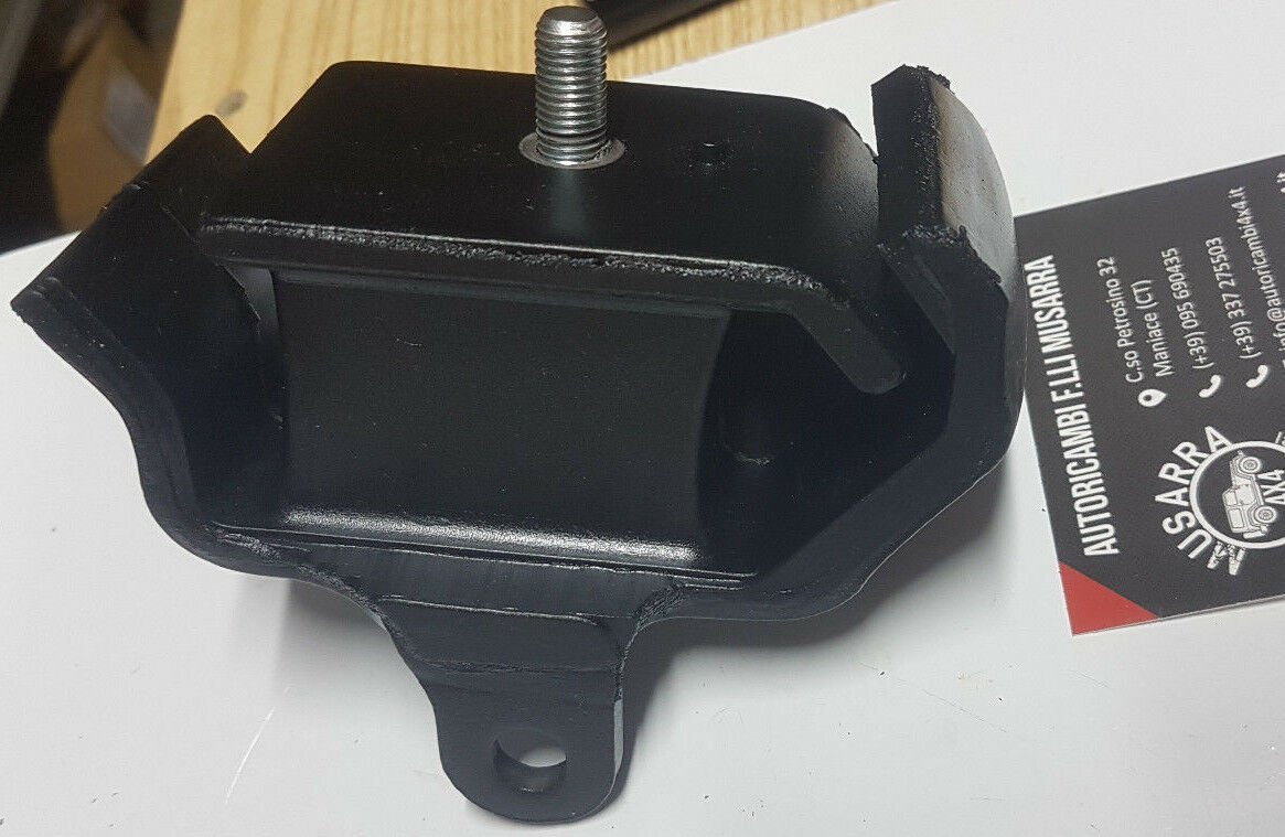 SUPPORTO MOTORE ANTERIORE SINISTRO NISSAN KING CAB/ TERRANO I - Autoricambi4x4