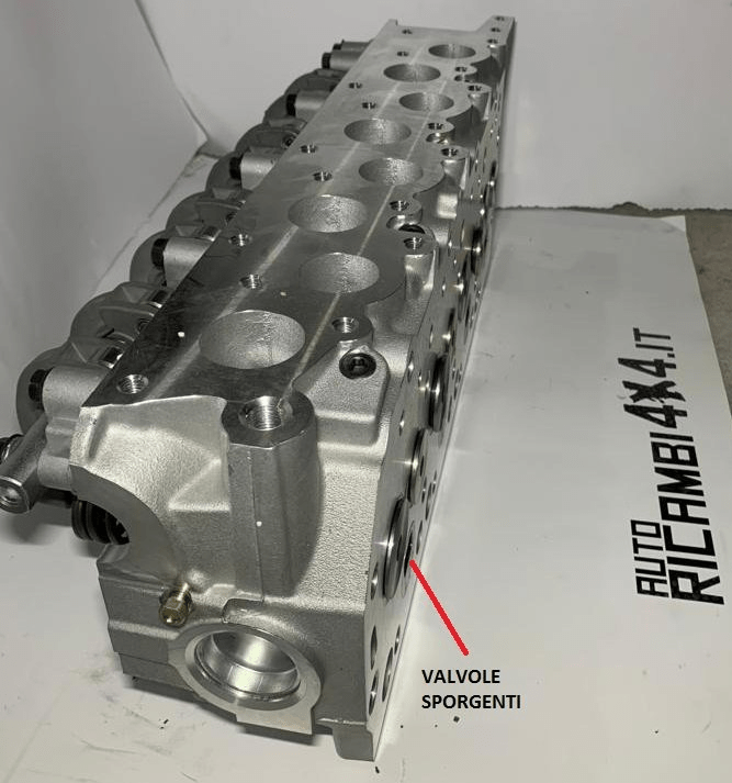 TESTATA MOTORE COMPLETA VALVOLE SPORGENTI MITSUBISHI PAJERO/L200/ HYUNDAI GALLOPER - Autoricambi4x4