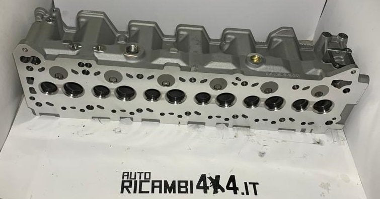 TESTATA MOTORE NUDA NISSAN PATROL GR Y61 2.8 TD (CON DEPRESSORE OLIO SUL COPERCHIO PUNTERIE) - Autoricambi4x4