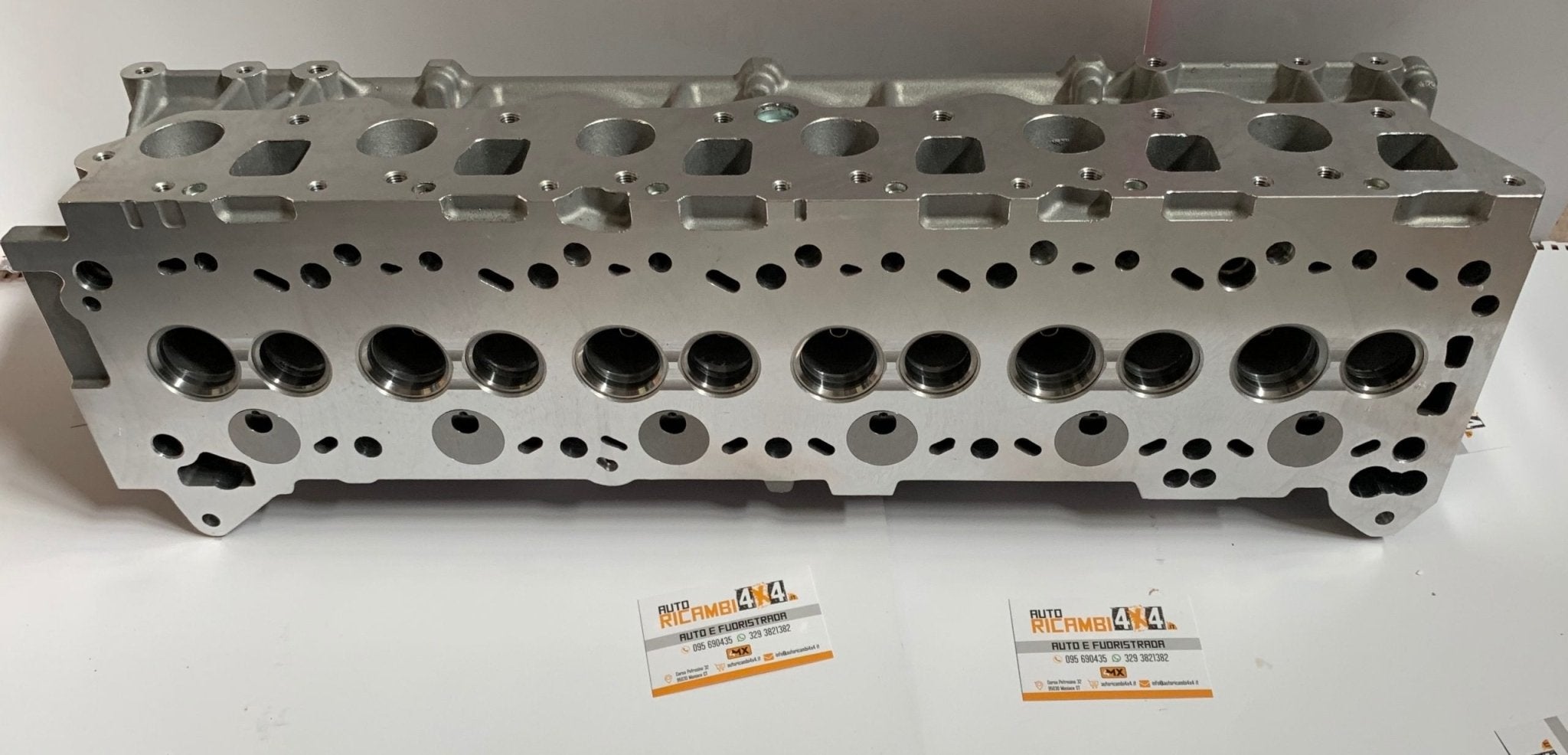 TESTATA NUDA NISSAN PATROL GR Y61 2.8 TD PER VEICOLI CON DEPRESSORE OLIO SUL COPERCHIO PUNTERIE - Autoricambi4x4