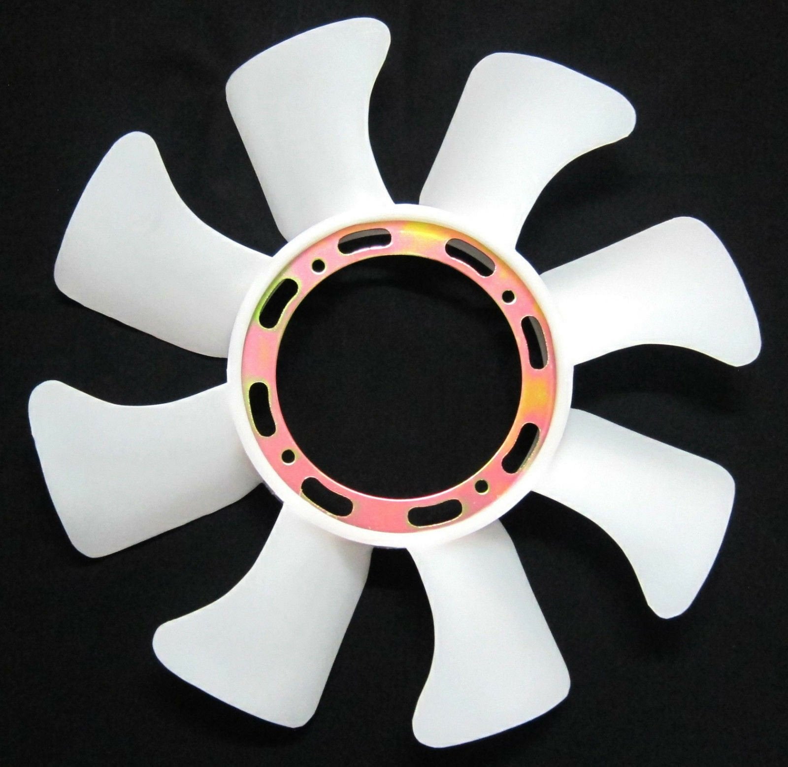 VENTOLA RAFFREDDAMENTO MOTORE MITSUBISHI PAJERO/ L200 - Autoricambi4x4